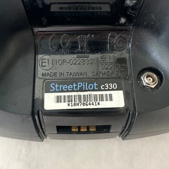 Garmin StreetPilot c330 GPS navigation - Picture 3 of 6